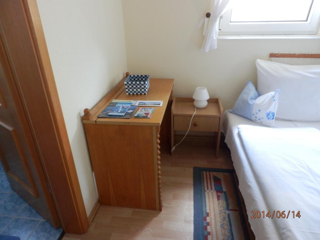 Hotel Zsuzsanna Haz à Hévíz Chambre photo